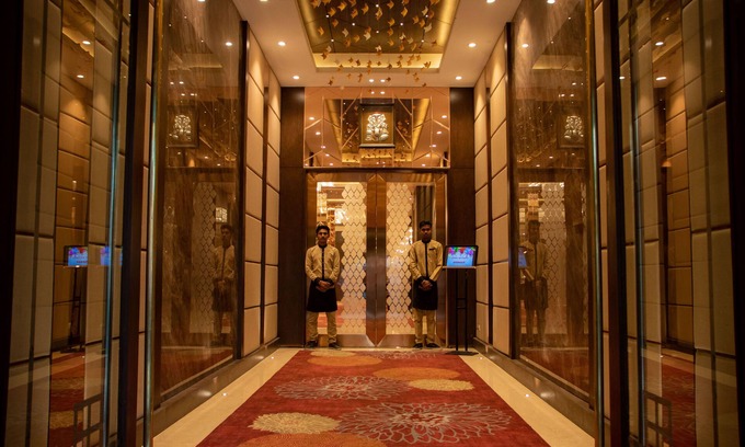 Kota Hotel | Hotel Surya Royal