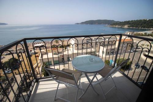 Becici House | Hotel Svarog