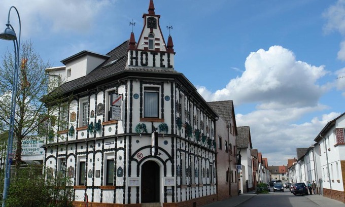 Viernheim Apartment | Hotel Tenne