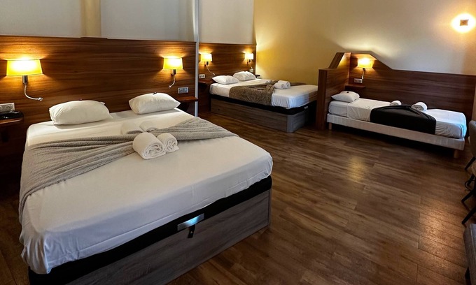 Lons-le-Saunier Hotel | Hotel Terminus - Pizzeria Pizz'A Gogo