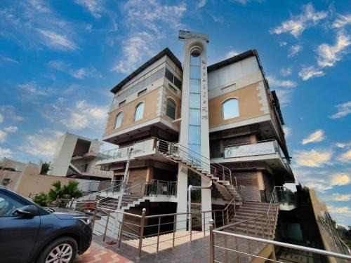 Vasundhara Hotel | Hotel The Emporio A Boutique Rooms Near Anand Vihar Vaishali Ghaziabad