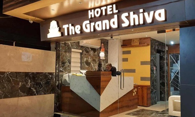 Gondal Hotel | Hotel the grand shiva