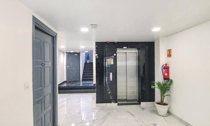 Delhi Hotel | Hotel The Rasa Kanti Nagar