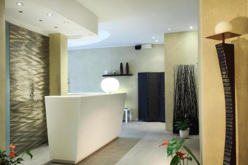 Marina Centro Hotel | Hotel Trieste