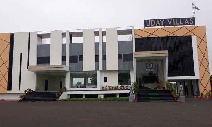 Shivpuri Hotel | Hotel uday villas