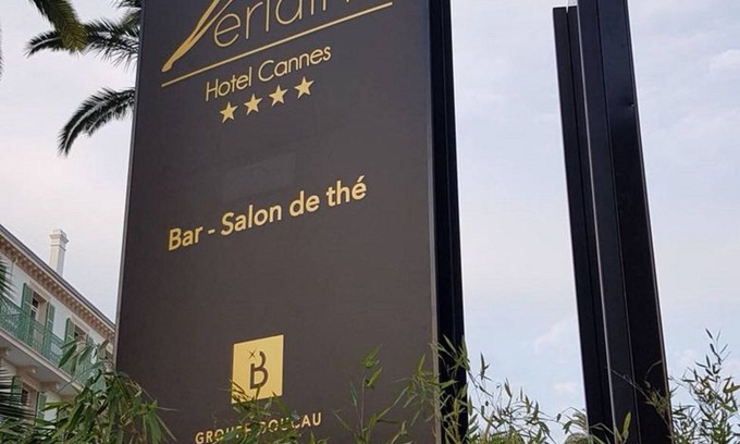 California - Pezou Hotel | Hotel Verlaine