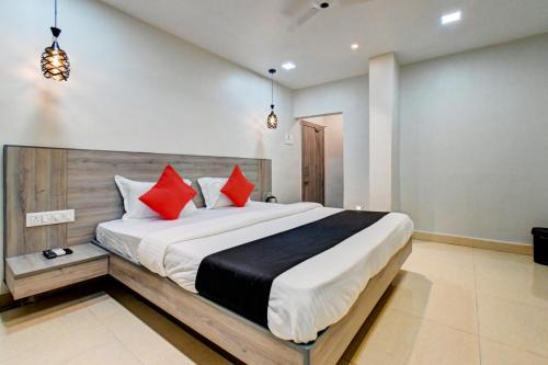 Pimpri Colony Hotel | Hotel Vikrant