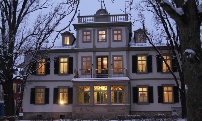 Coburg Bed & Breakfast | Hotel Villa Victoria