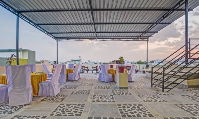 Central Area Hotel | Hotel Vishvam Residency