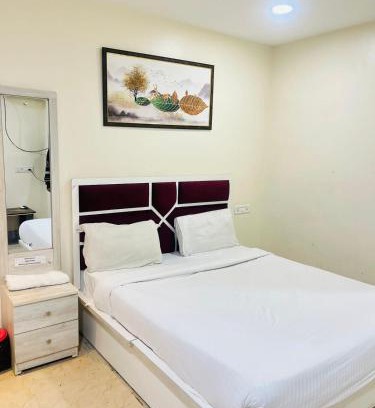 Aundh Hotel | Hotel VYS INN