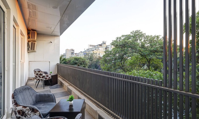 Sector 27 Hotel | Hotel Warm Welcome Inn Noida Sector 26