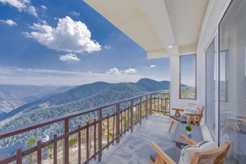 Shimla Hotel | Hotel Wood Winds - A Best Valley View Hotel