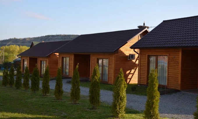 Chernivtsi Region House | Hotel Yacht Club Mayak