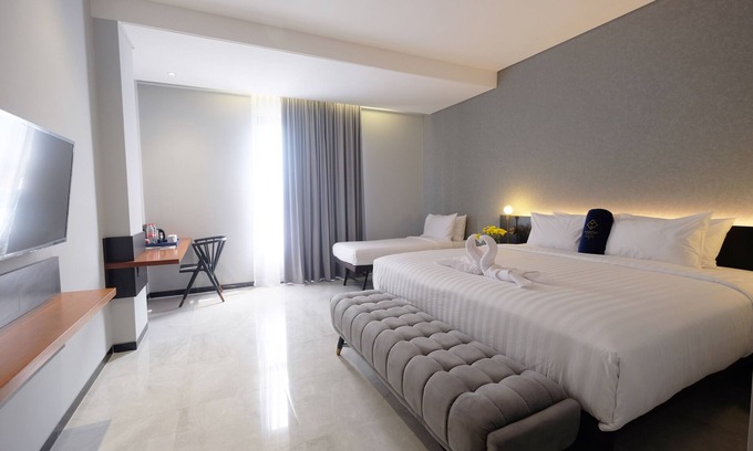 West Semarang Hotel | Hotel Youstay Semarang By Sinergi