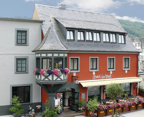 Waldbreitbach Hotel | Hotel Zur Post