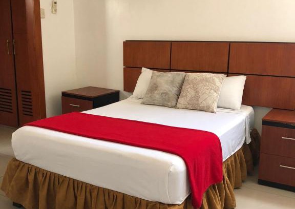 Simon Bolivar Hotel | Hoteles en Guayaquil - Suites Guayaquil Cerca del Aeropuerto