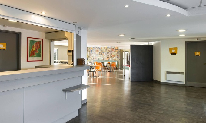 Igny Hotel | hotelF1 Igny Massy TGV