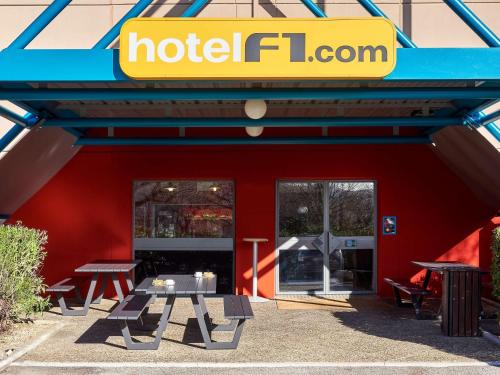 Route de Sainte-Luce Hotel | hotelF1 Nantes Est La Beaujoire