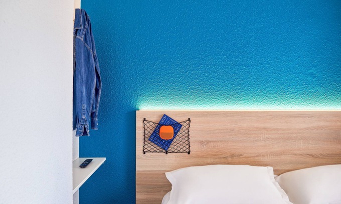 Quartier du Petit-Montrouge Hotel | hotelF1 Paris Porte de Châtillon