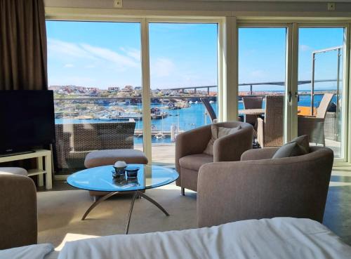 Kungshamn Hotel | Hotell Kungshamn Suites