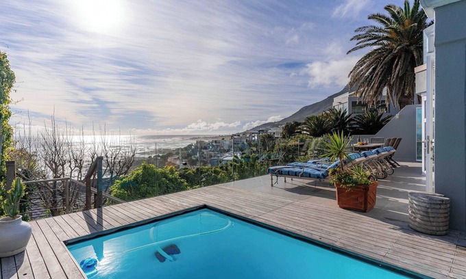 Camps Bay Apartment | Houghton Views - Camps Bay Apt, Pool, Ocean Views