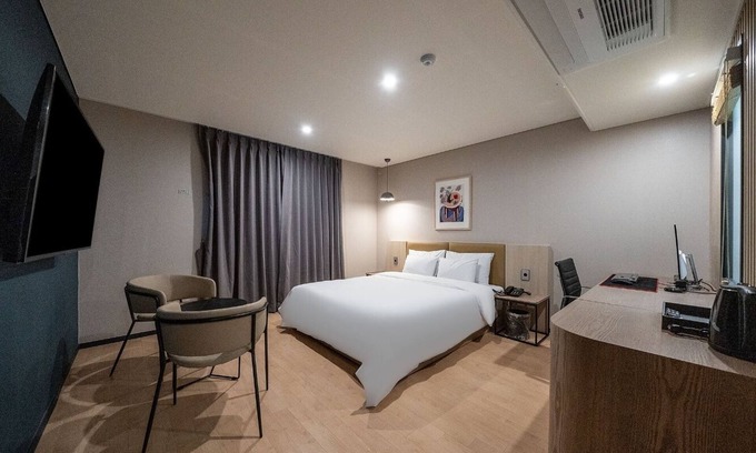 Pyeongtaek Hotel | HOUND HOTEL Pyeongtaek Songtan