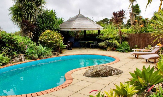 Ruatangata West House | House ∙ 1 bedroom ∙ 2 guests