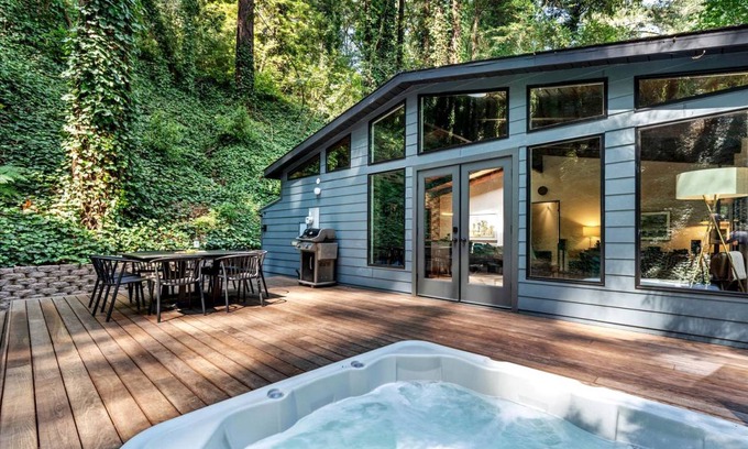 Monte Rio House | House ∙ 1 bedroom ∙ 8 guests