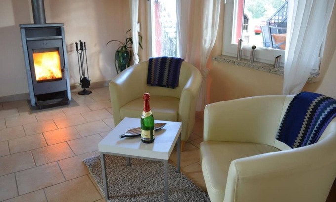 Wesenberg House | House 1 in Strasen - Vacation Home in Strasen (24809)
