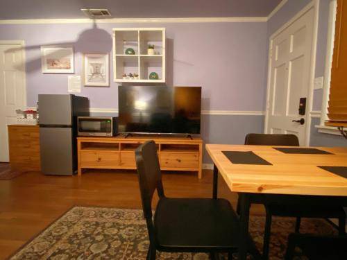 Arden-Arcade House | House ∙ 2 bedrooms ∙ 4 guests