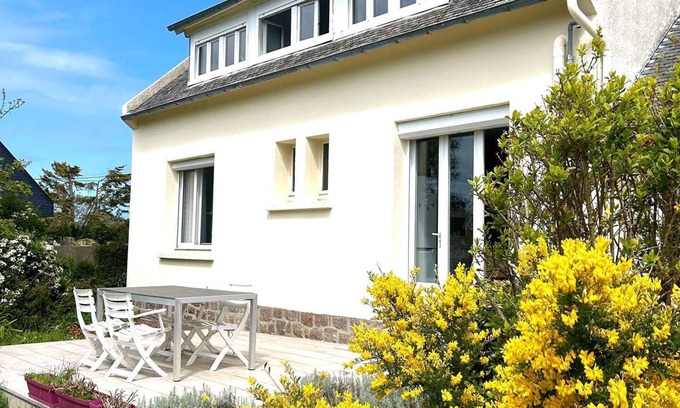 Trebeurden House | House 2 pers with enclosed garden, terrace in TREBEURDEN