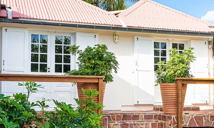 Morne Criquet House | House 2 steps from Eden Rock (2 chambres)