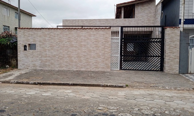 Maracana House | HOUSE 3 DORM, 2 BATHROOMS, BBQ, WIFI, 60M FROM THE BEACH, BAL. MARACANÃ, PGDE