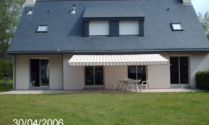 Saint-Gildas-de-Rhuys House | House 300M from the sea in a dead end
