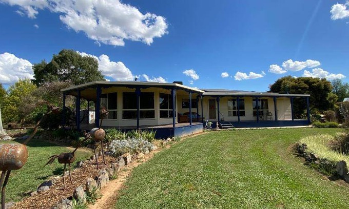 Rutherglen House | House ∙ 4 bedrooms ∙ 8 guests