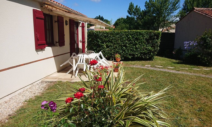 Saint-Brevin-l'Ocean House | House 5 pers with enclosed garden St Brévin l'Océan near sea and center