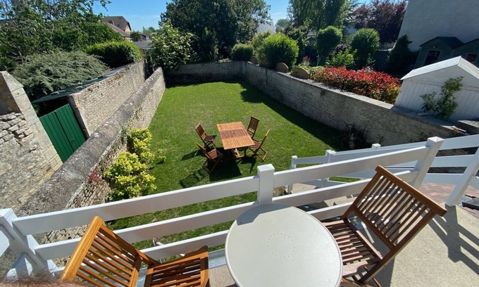 Coeur de Nacre House | House 55 m2 - South garden 150m2 enclosed by walls 2 minutes from the sea - Juno Beach