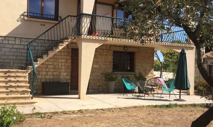 Sete House | house 60s, 150 m2 on two levels.