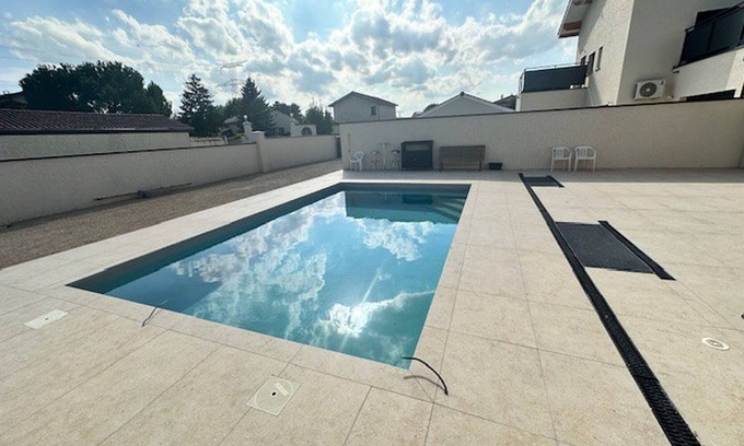 Satolas-et-Bonce Apartment | House 70 with 8 bedrooms lechaffardcom