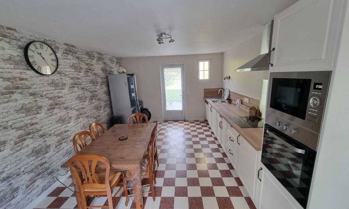 Vrocourt House | House 8-10 persons
