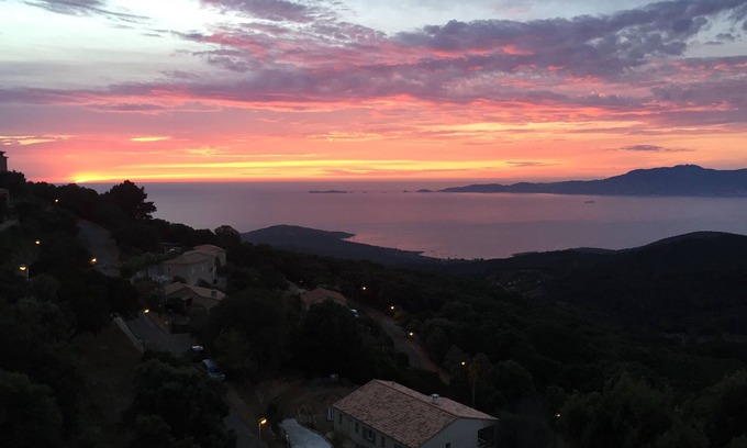Coti-Chiavari House | HOUSE 8 PEOPLE MAGNIFICENT VIEW GULF AJACCIO