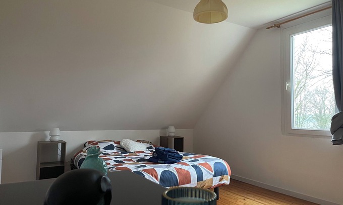 Le Croisty House | House 900m from the lake, in the countryside, pets allowed