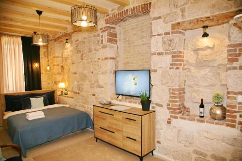 Vis House | House Bava