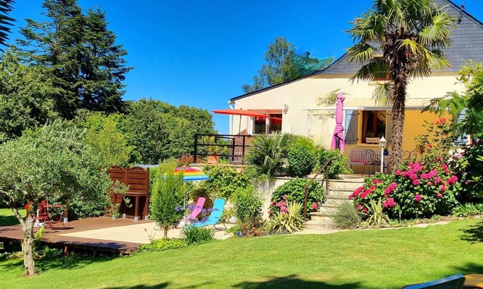 Ferel House | HOUSE BETWEEN TERRE AND SEA