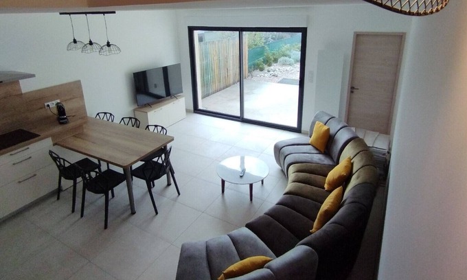Bleriot-Plage House | House by the sea Cross, climb the stairs, the sea is at your feet