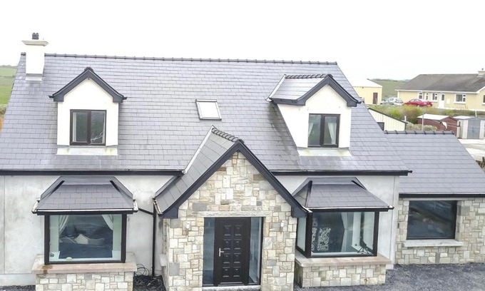 Enniscrone House | House By The Sea & Golf Course