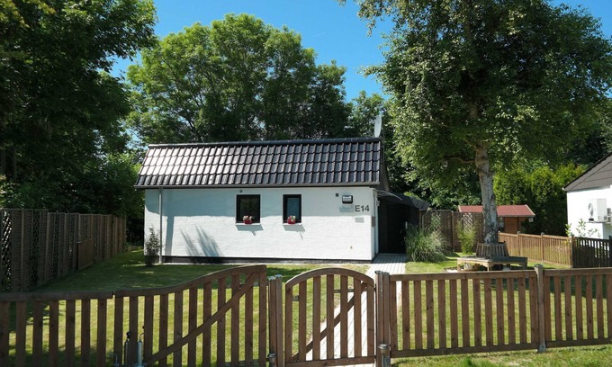 Butjadingen House | House Deichschaf