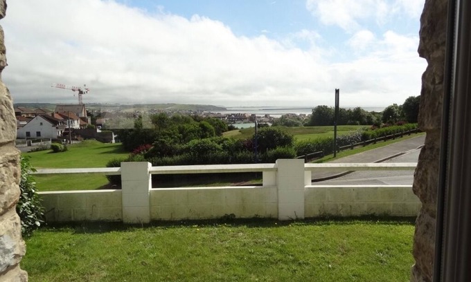 Wimereux House | House: enclosed garden and terrace, magnificent sea view, 85 m2