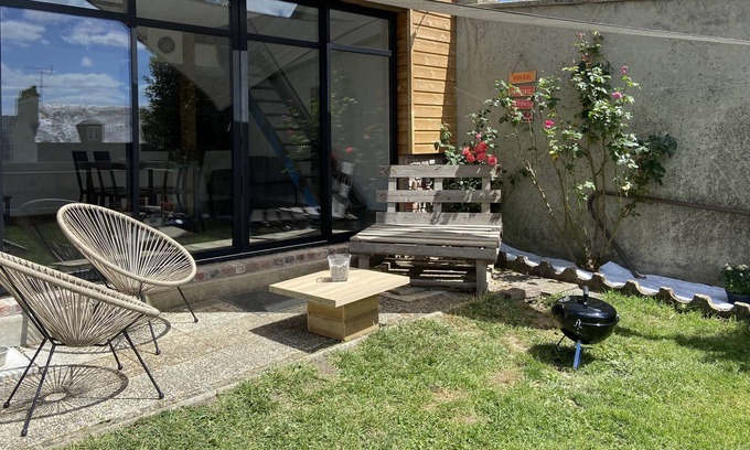 Lisieux House | House equipped loft style, comfortable, garden