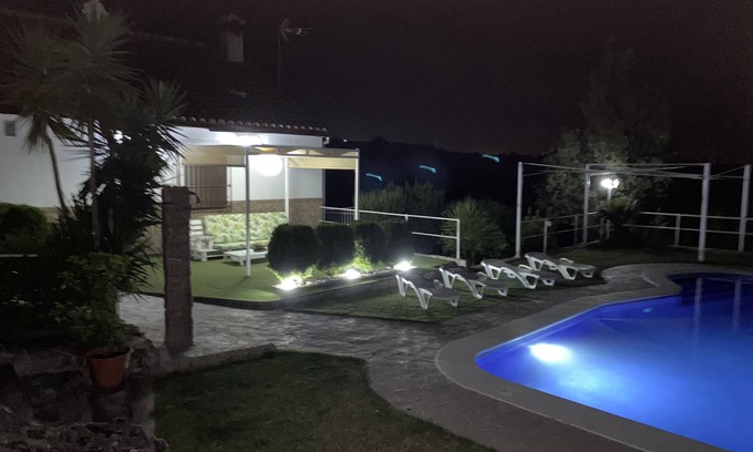 Las Cabezas de San Juan Ski Chalet | house of dawn